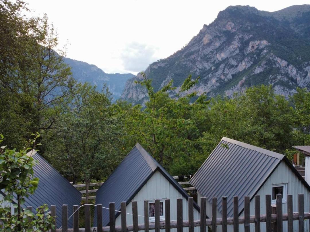 Ethno Cottage Momo Tepca Zabljak  Phòng bức ảnh